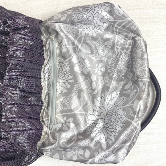 BRIGHTON Plum Patent Snakeskin Hobo Leather Pleated Purse Flower Charm Bag - Picture 8 of 9